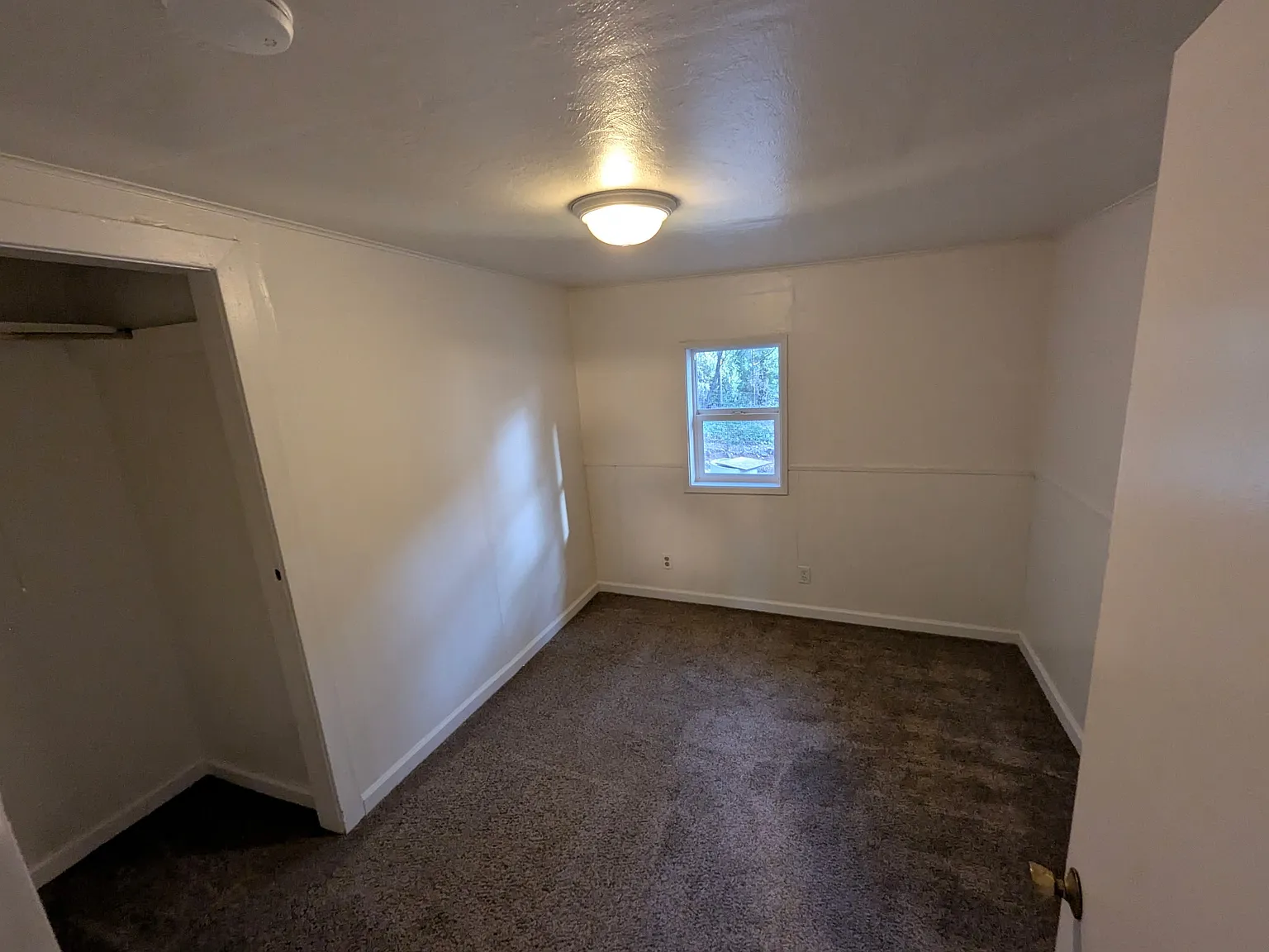 3 bed, 1336 sqft, $1,850 — Photo 2