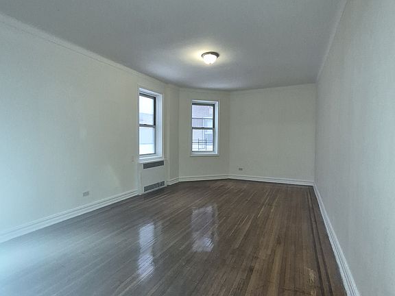 4th image of 65-41 Saunders St #K