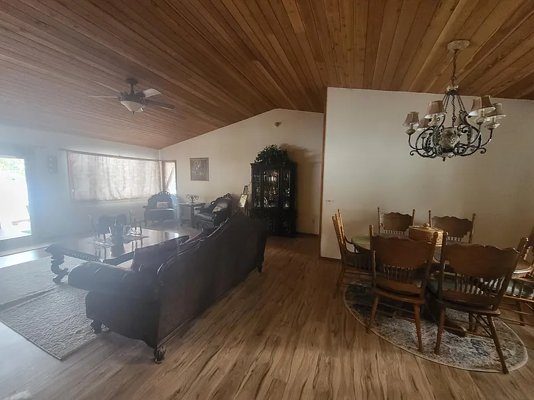 1261 N Edgewood St — Photo 30