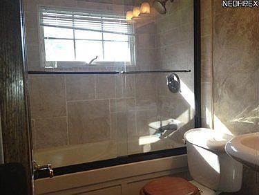 4th image of 4106 Westmont Dr