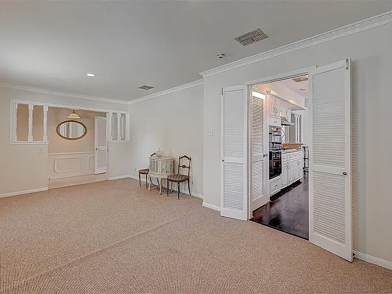 12823 Westhorpe Dr — Photo 5
