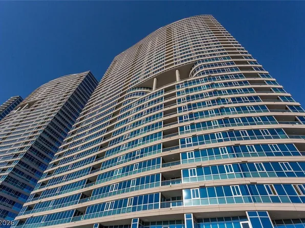 4545 Dean Martin Dr Unit 103, Las Vegas, NV 89103