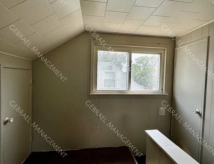 1413 Mann Ave — Photo 11