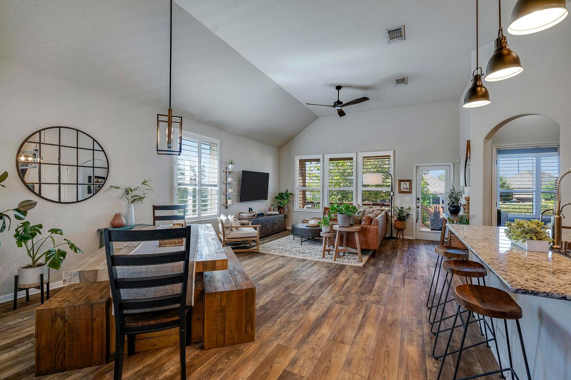 next background image