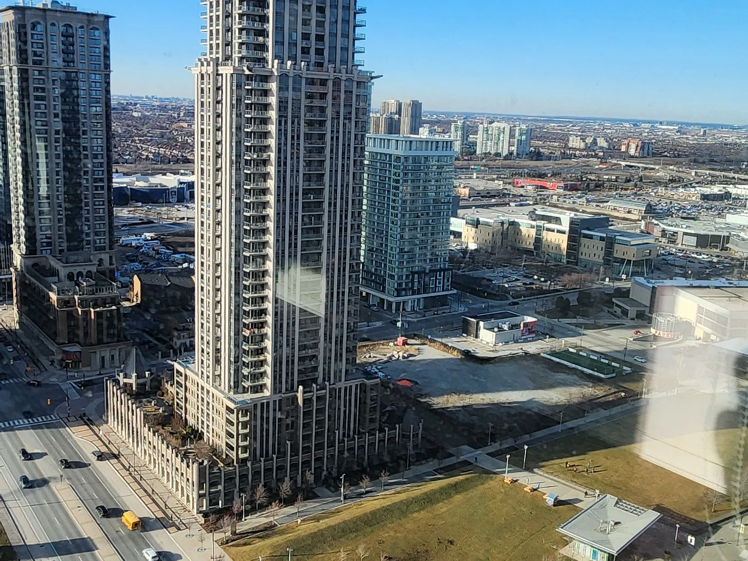 2 bed, $2,700 — Photo 4