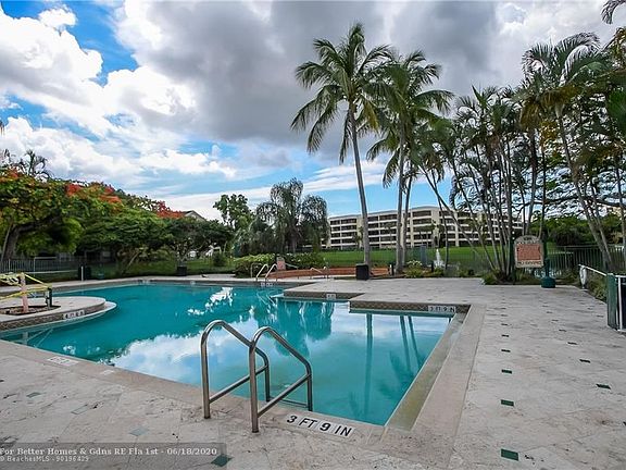 2nd image of 1740 Palm Cove Blvd #4-202