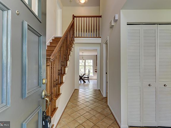 2nd image of 9908 Shrewsbury Ct