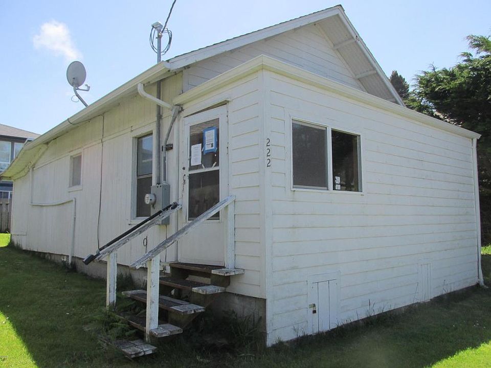 1st image of 222 NW Nye St