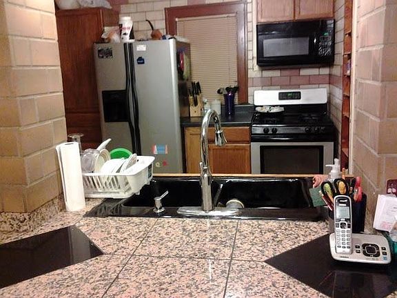 5th image of 1518 Carney Ave