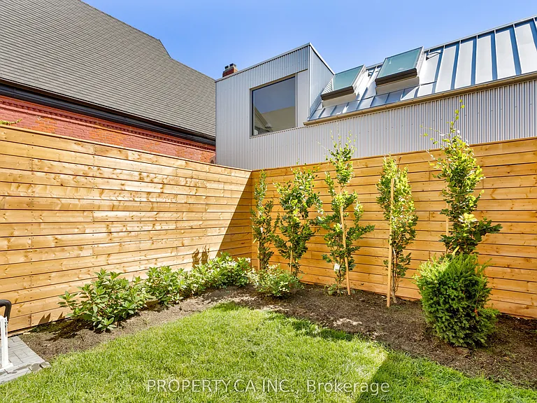 301 Keele St #4 — Photo 5