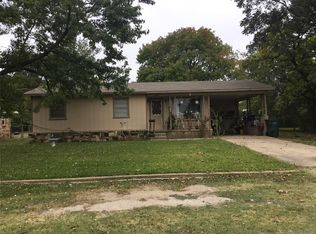 504 NW Elm St, Kingston, OK 73439