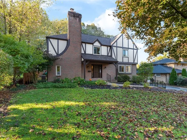 908 22nd St NE, Canton, OH 44714