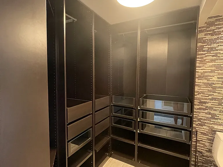 400 E Randolph St #1822 — Photo 5