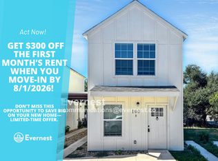 230 Debus Dr #100B, Taylor, TX 76574