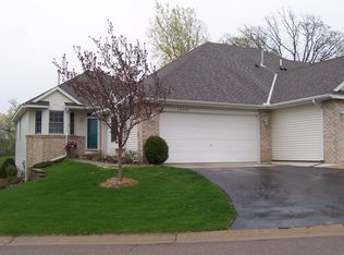 16330 Crystal Hills Dr, Lakeville, MN 55044