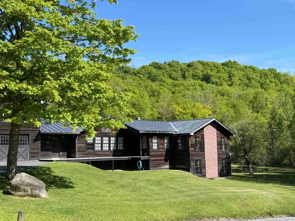 859 East Orange Road, Washington, VT 05675