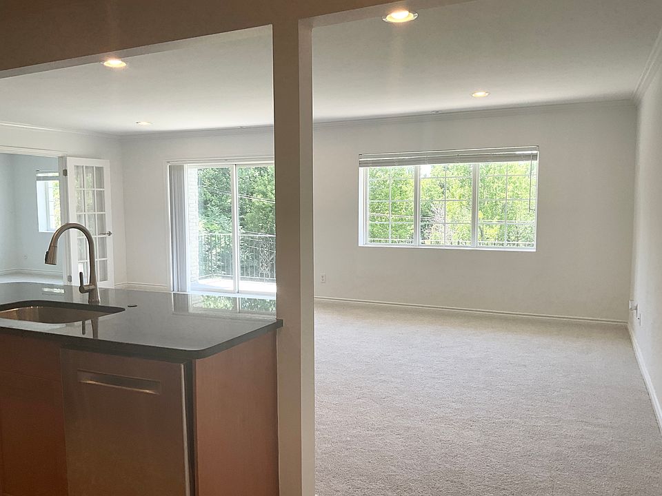 Open concept Living Room/Kitchen