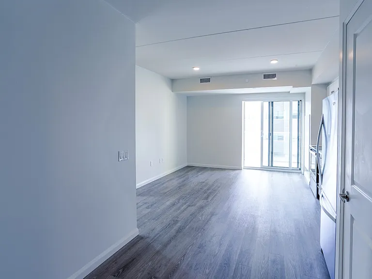 63 Scott St — Photo 10