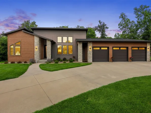 4807 Keystone Rdg SE, Cedar Rapids, IA 52403