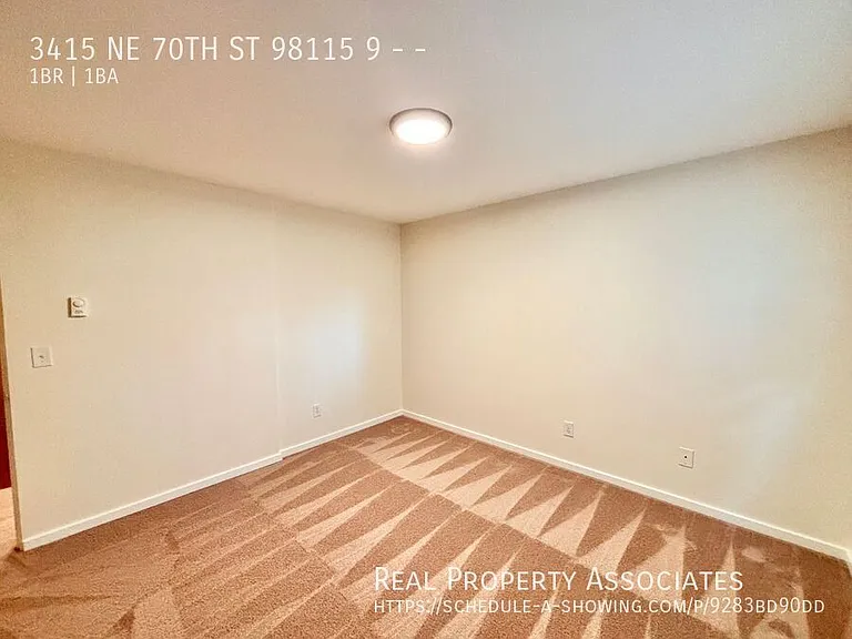 3415 NE 70th St #98115-9 — Photo 14