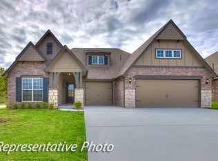 Raleigh Plan, Addison Creek Crossing, Bixby, OK 74008