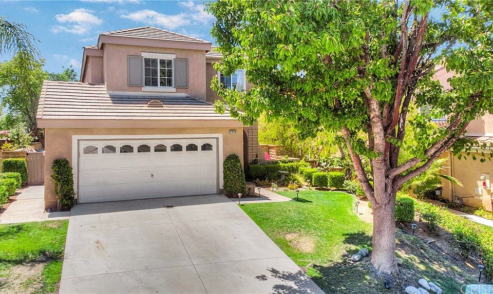 1st image of 27813 Sweetwater Ln