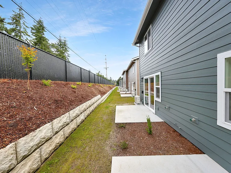 120 NE 10th Ave #A3 — Photo 16