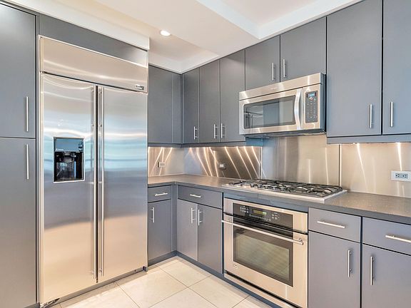 5th image of 7141 E Rancho Vista Dr Unit 4006