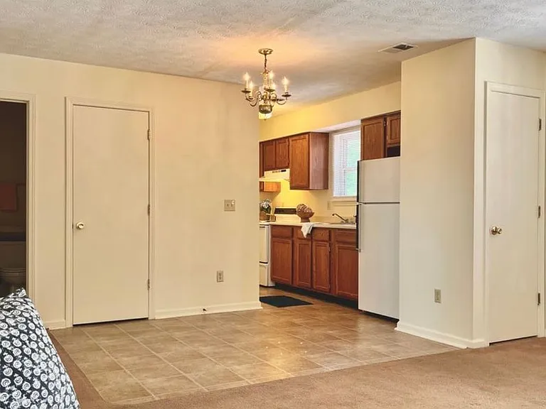 390 Gibson Ln — Photo 1