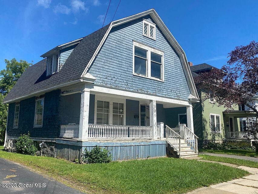 139 2nd Ave, Gloversville, NY 12078 MLS 202310462 Zillow