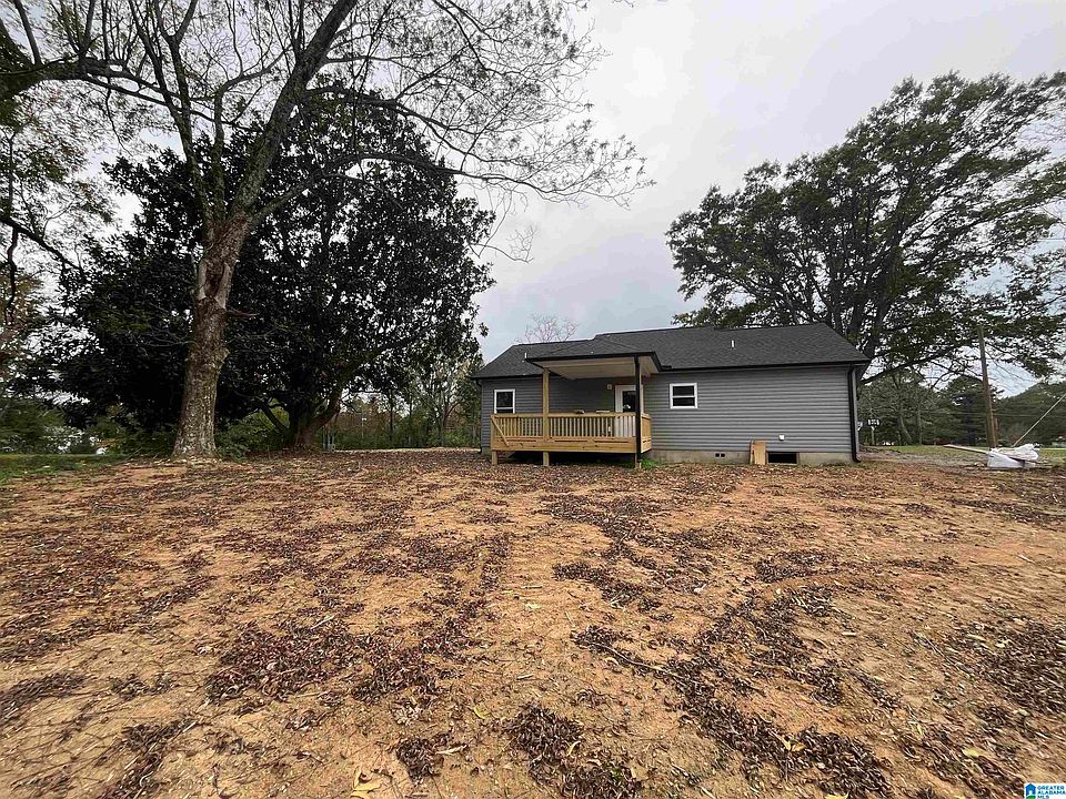 2nd image of 30 Blue Ridge Trl