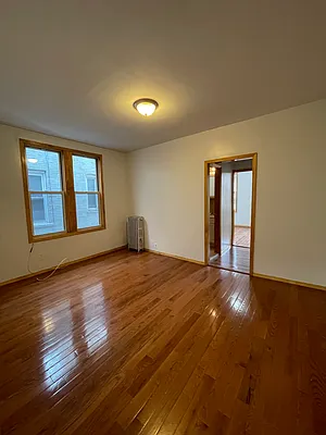 Rented by New York Realty Minimax Inc | media 9