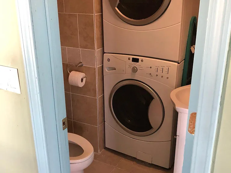 1806 Shady Ave — Photo 11