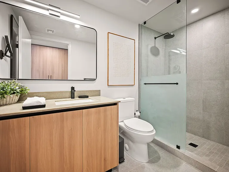 121 NE 5th St #2501 — Photo 8