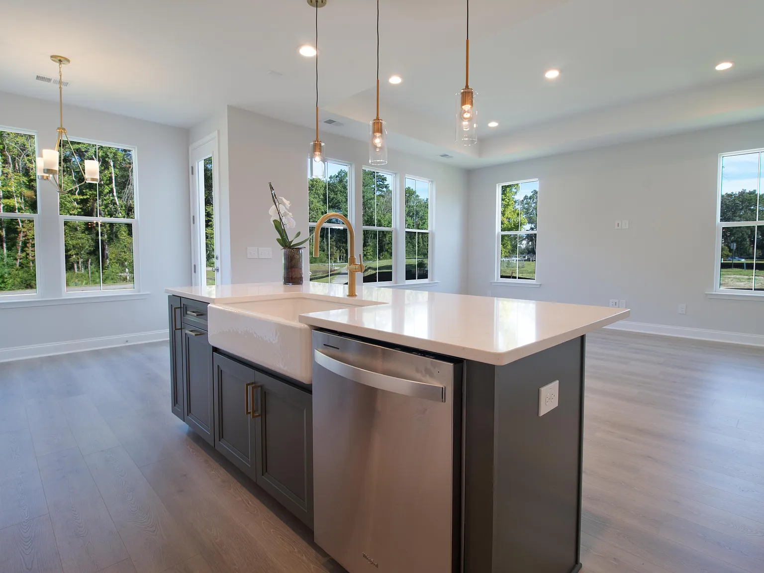 3 bed, 1801 sqft, $3,000 — Photo 4