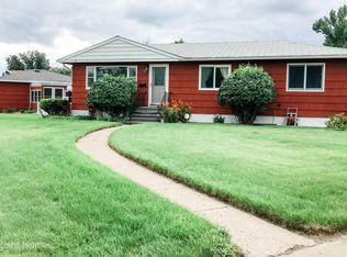 501 12th Ave W, Williston, ND 58801