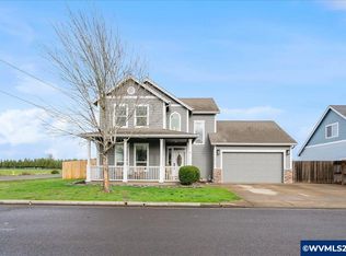 1010 Turtledove Loop, Lebanon, OR 97355