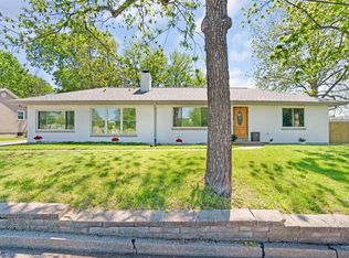 1150 S 6th St, Saint Charles, MO 63301