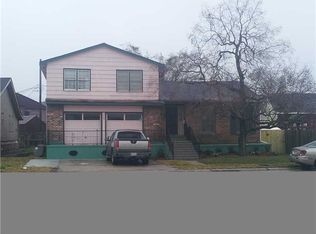 509 Oakwood Dr, Gretna, LA 70056