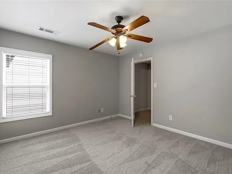 2531 Fieldview Way — Photo 12