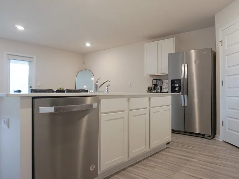 4703 Airmen Dr — Photo 22