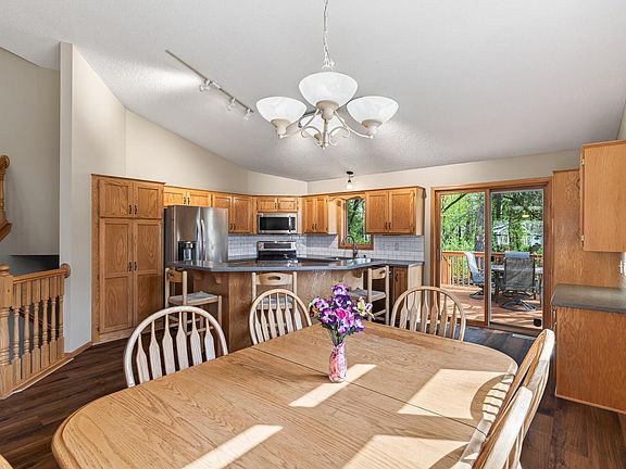 4th image of 25955 Glen Oak Dr