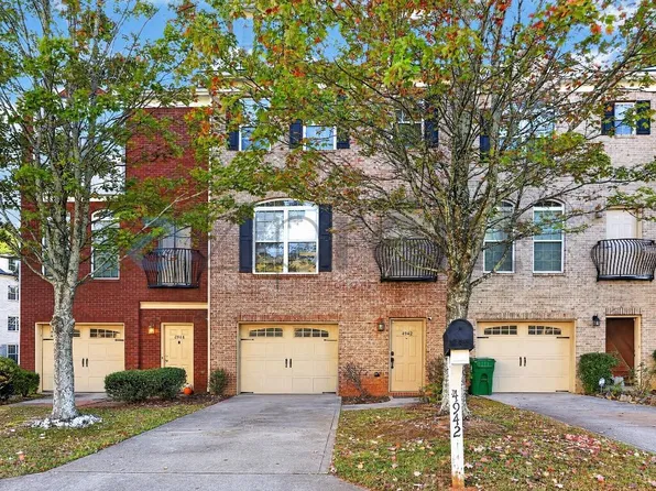 4942 Mountainside Trl, Stone Mountain, GA 30083