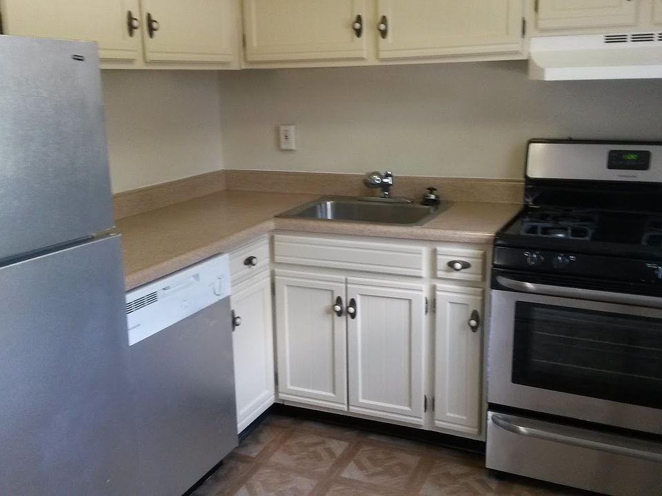 2nd image of 320 S Swarthmore Ave APT B4