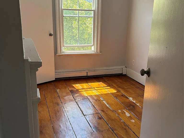 500 Main St — Photo 12