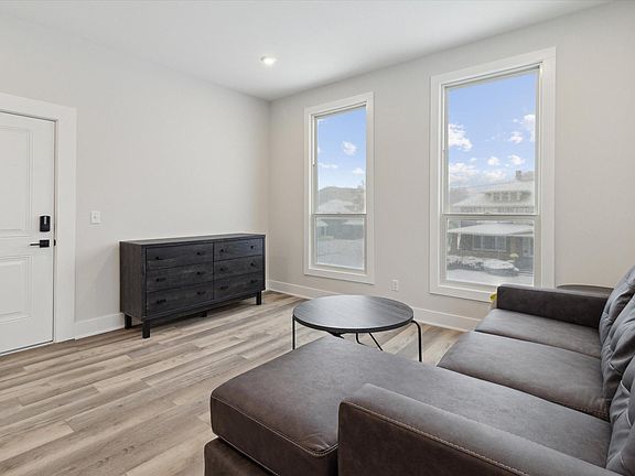 2nd image of 1164 Terrace St #3