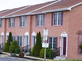 101 Douglas Ave, Martinsburg, WV 25404