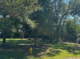 261 W Don Koble Ln, Longview, TX 75605