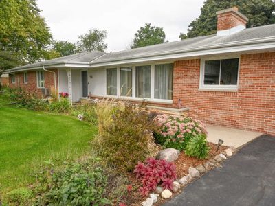 18360 Benington Dr, Brookfield, WI, 53045