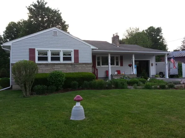114 Eastview Dr, Horseheads, NY 14845